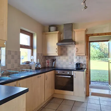 Beautiful Lakeside Holiday Home Enniskillen Exterior photo